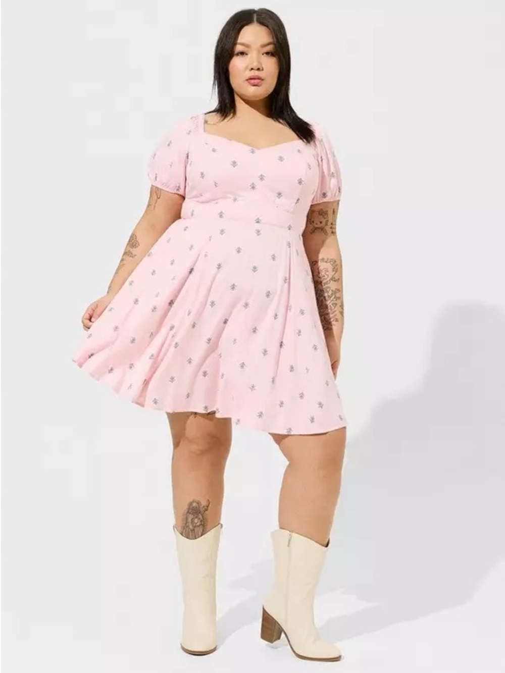 🌸 Floral Charm! Torrid Single Willow Ditsy Mini Skater Dress
